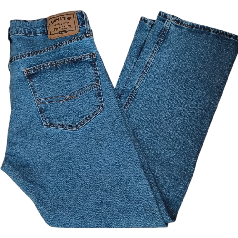 Signature by Levi Strauss Men's Regular Fit Straight Leg Jeans Size 32X30